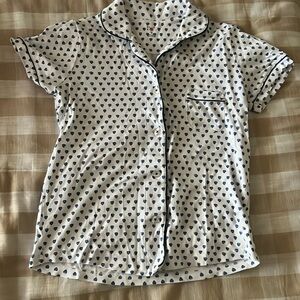 Roller Rabbit Blue And White Hearts Pajama Top